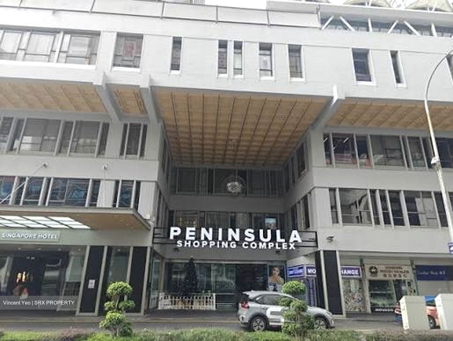Peninsula Shopping Complex (D6), Retail #539354381
